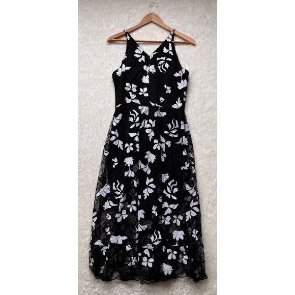 Dress the Population Audrey Plunge Neck Lace Overlay Midi Dress, Size Medium - Picture 12 of 16